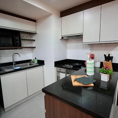 Baan Sukhumvit14 Apartment Bangkok Exterior photo